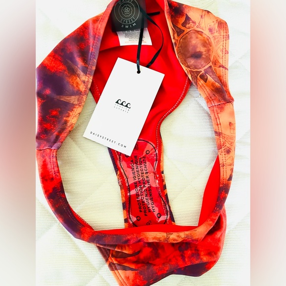 Daisy Street brand bikini bottom bright orange and red colors - Picture 3 of 15